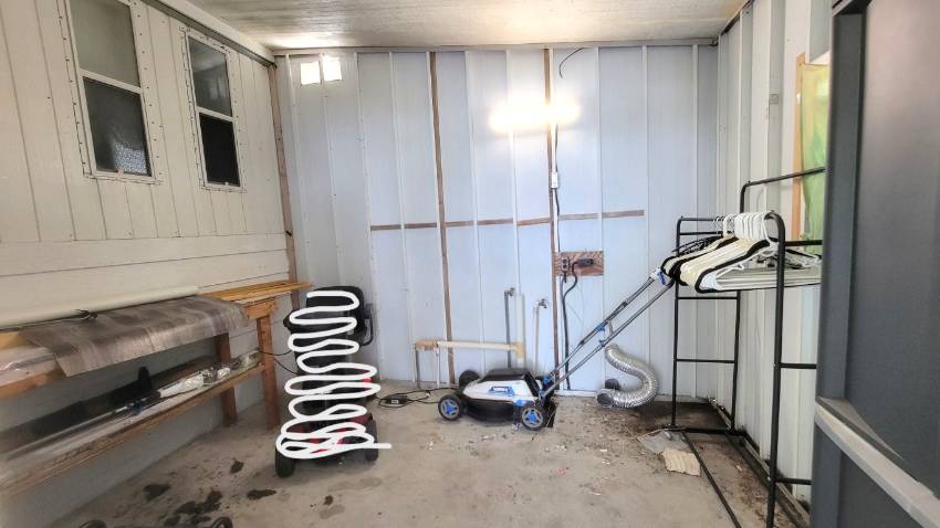 164 Valencia Dr. a Winter, FL Mobile or Manufactured Home for Sale